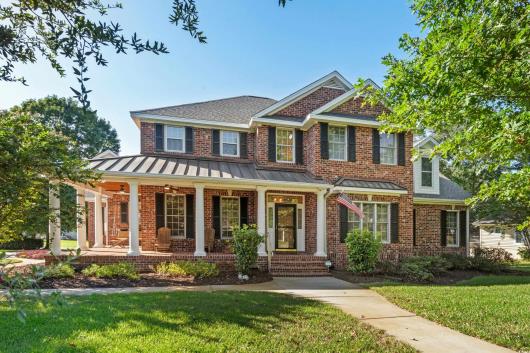 9325 Cove Dr.