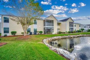 2226 Huntington Dr.