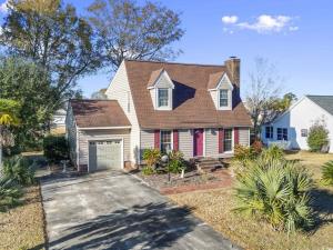 702 Plantation Dr.
