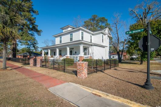 301 North Main St.