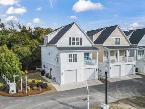 244 Gloucester Way