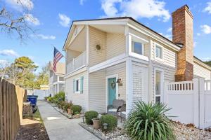 1902-B Hillside Dr. S.