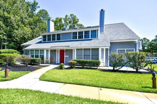 1204 Tiffany Ln.