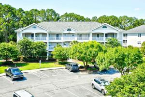 River Crossing - Barefoot Resort