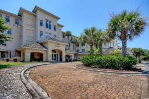 2180 Waterview Dr.