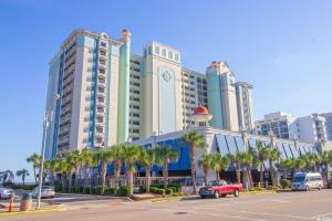 Compass Cove Pinnacle Oceanfront Tower