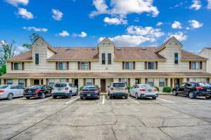 510 Fairwood Lakes Dr.