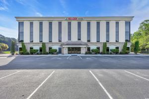 100 Sutter Dr.