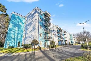 5001 Little River Rd.