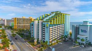 6804 N Ocean Blvd. N