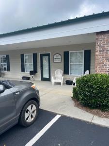 263 Commerce Dr.