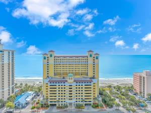 2000 N Ocean Blvd.