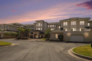 Edgewater at Barefoot Resort