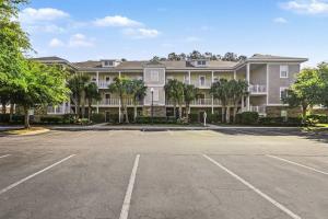 6253 Catalina Dr.