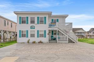 329 54th Ave. N