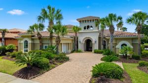 1527 Serena Dr.