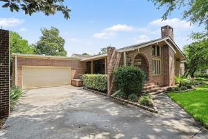 7608 Kingswood Dr.