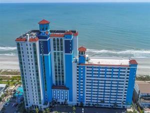 3000 N Ocean Blvd.