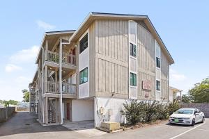 603 Wagon Wheel Rd.