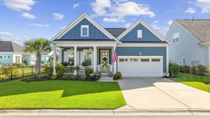 960 Longwood Bluffs Circle