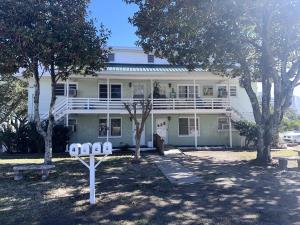 2811 Sand Dunes Dr.